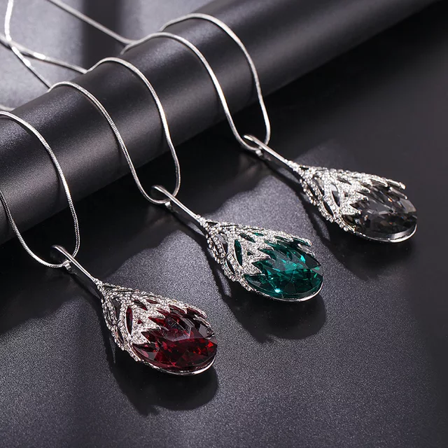 LONG ABAYA NECKLACES