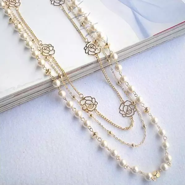 Long Faux Pearl and Flower Abaya Necklace