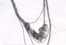 Load image into Gallery viewer, Long Black Leaf Layered Abaya Necklace
