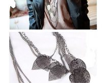 Load image into Gallery viewer, Long Black Leaf Layered Abaya Necklace
